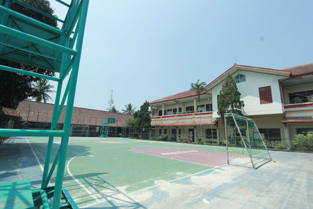Lapangan Basket Asrama Putra